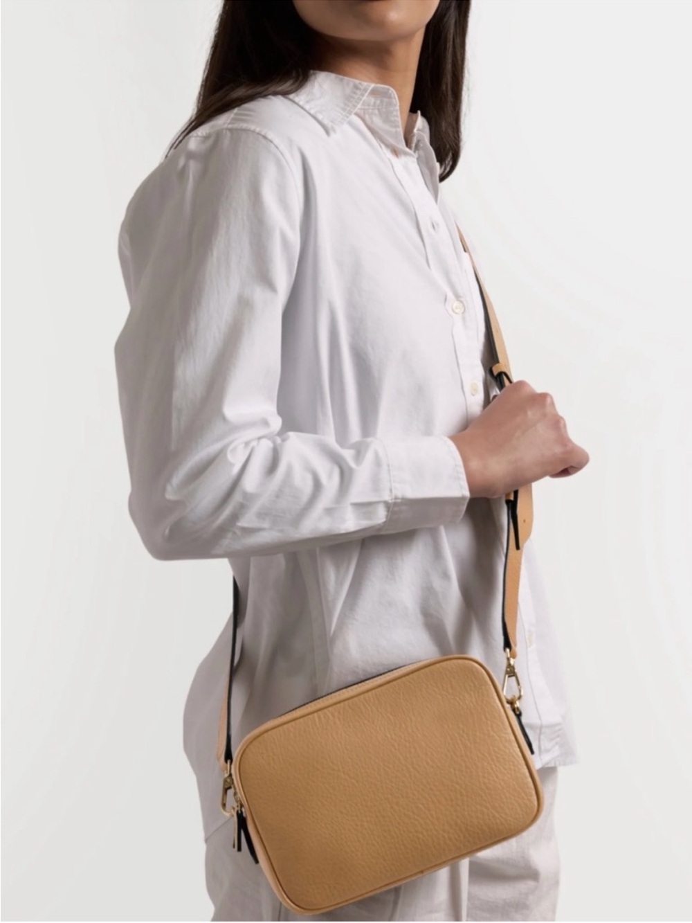 Leatherology “Meadow” Double Zip Camera Bag With Short Guitar Strap